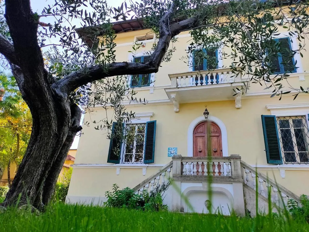 Luisa In Villa 1919 Lucca