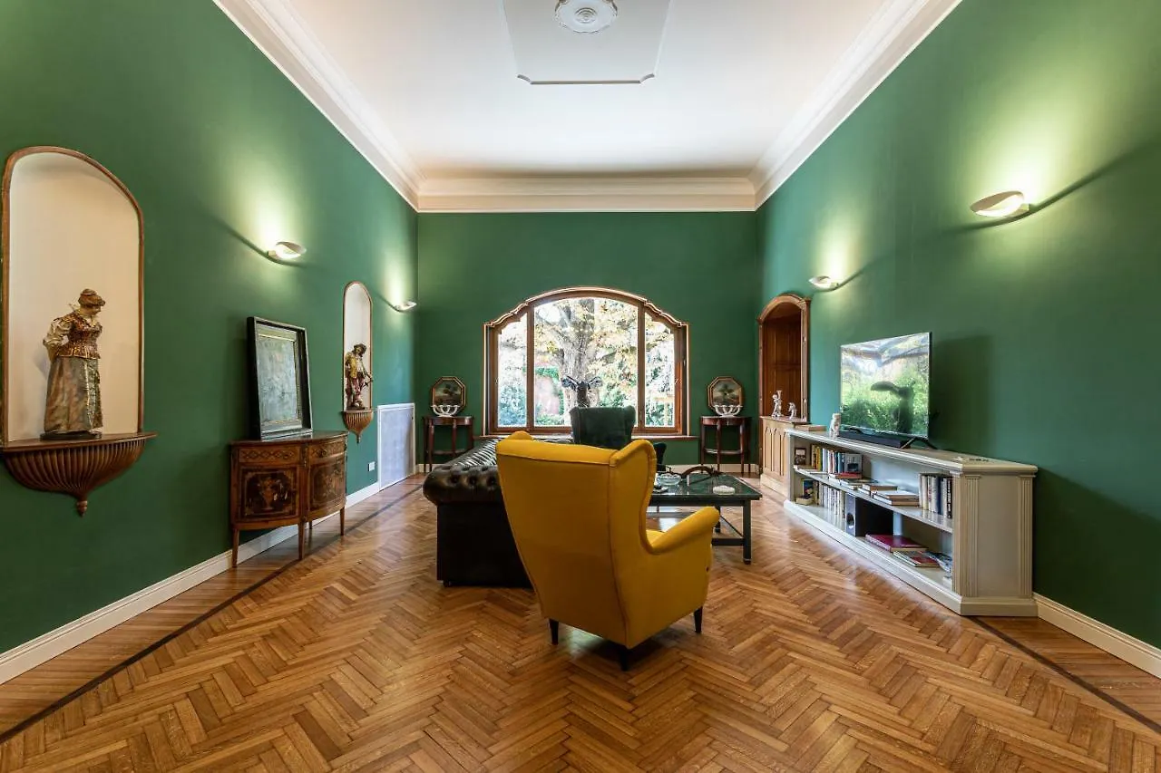 Luisa In Villa 1919 Lucca